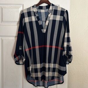 Loosely fitting tunic